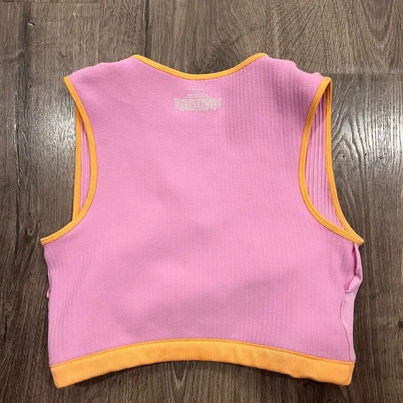 No Boundaries Pink Top with Orange Trim‎ - Picture 4 of 5